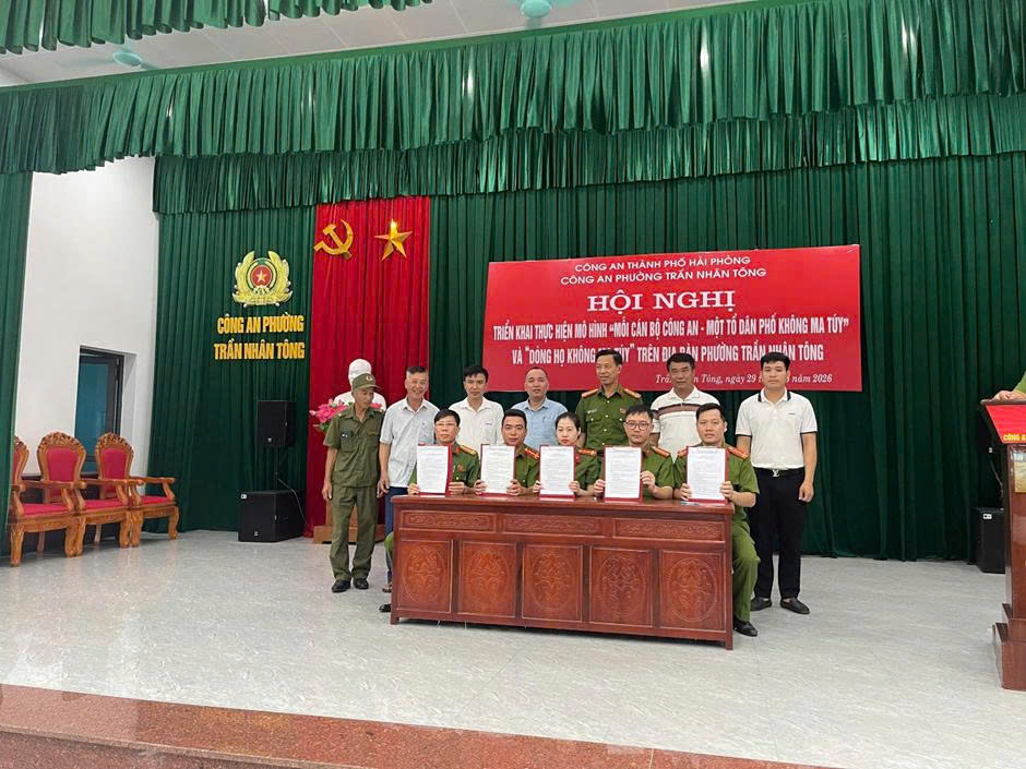 Công an phường Trần Nhân Tông tổ chức hội nghị triển khai thực hiện mô hình “Mỗi cán bộ Công an – một Tổ dân phố không ma túy” và “Dòng họ không ma túy”